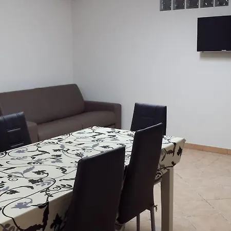 Vacanze Low Cost Nel Salento דירה אלציו